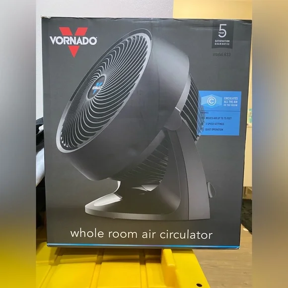 Vornado Whole Room Air Circulator Fan - Picture 2 of 4